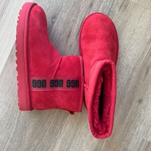 UGG Classic Mini Red